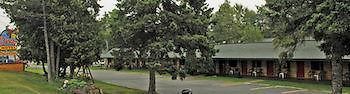 Pines Motel Сент-Игнас Экстерьер фото